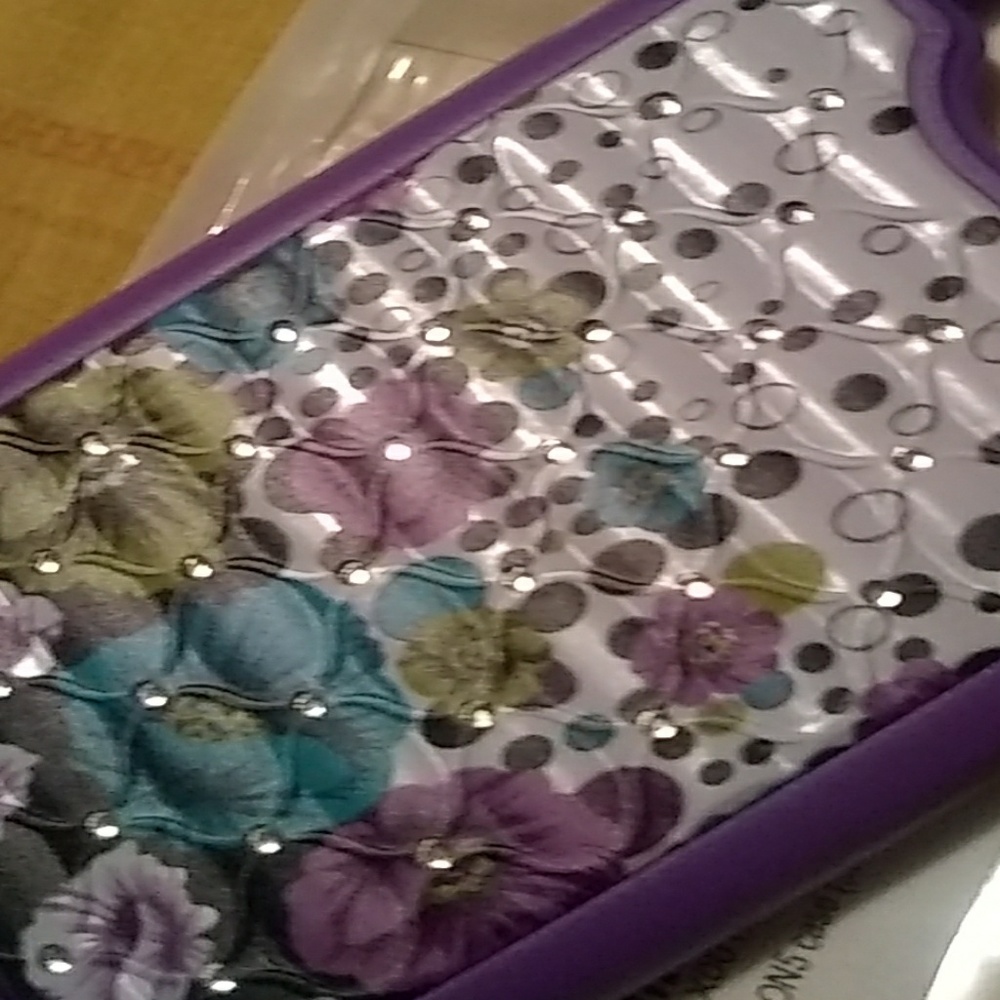 Phone case - Picture 4 of 4